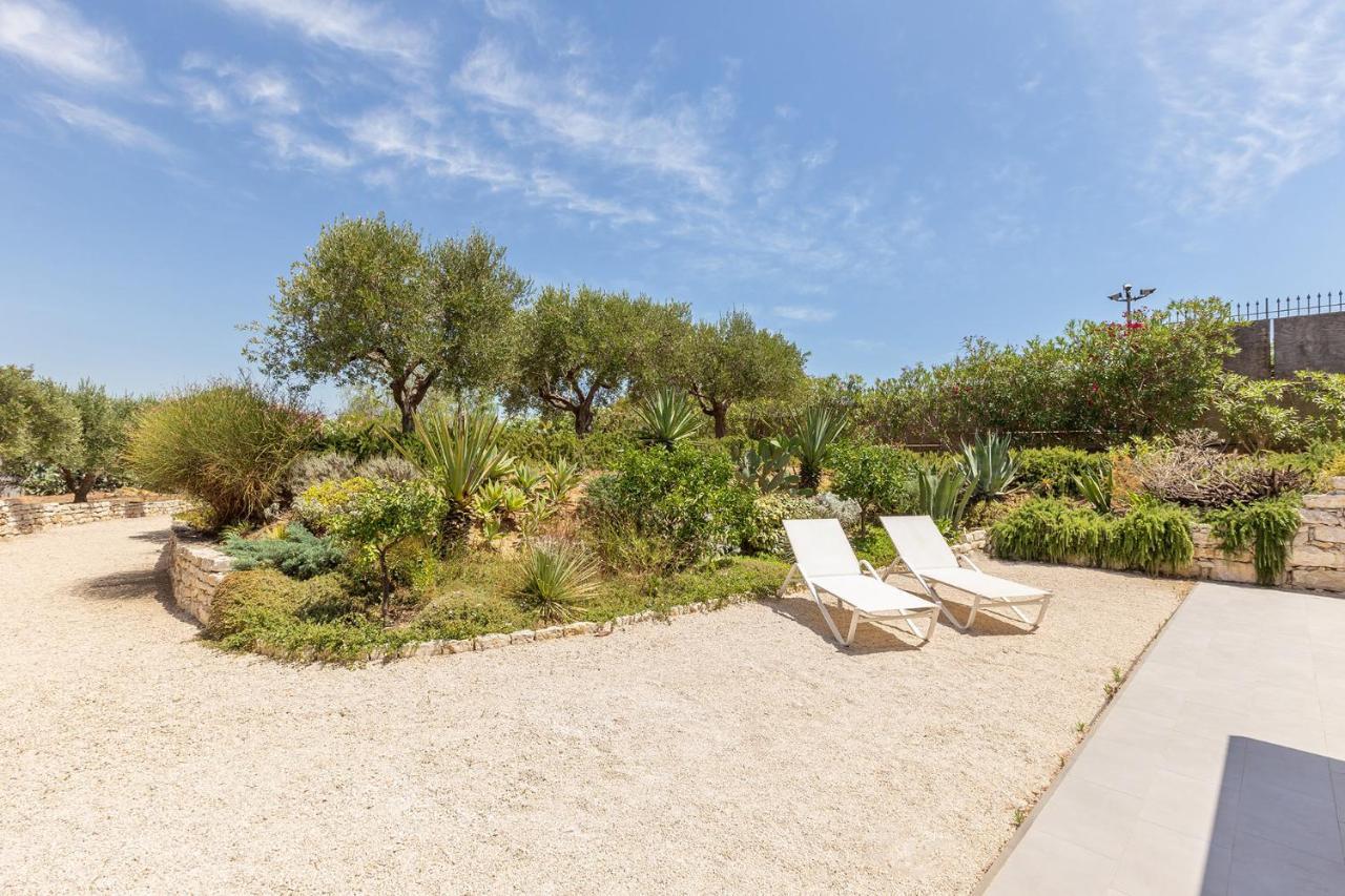 Il Giardino Degli Dei Villa San Leone Exterior photo